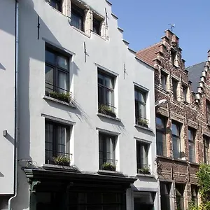 https://the-greenhouse.brusselshotelsbook.com